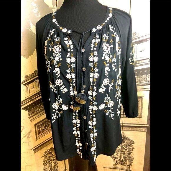 Beautiful blouse by J.Jill in size XS - Picture 1 of 3